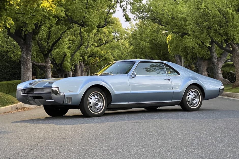 1966 Oldsmobile Toronado sold for $28,000