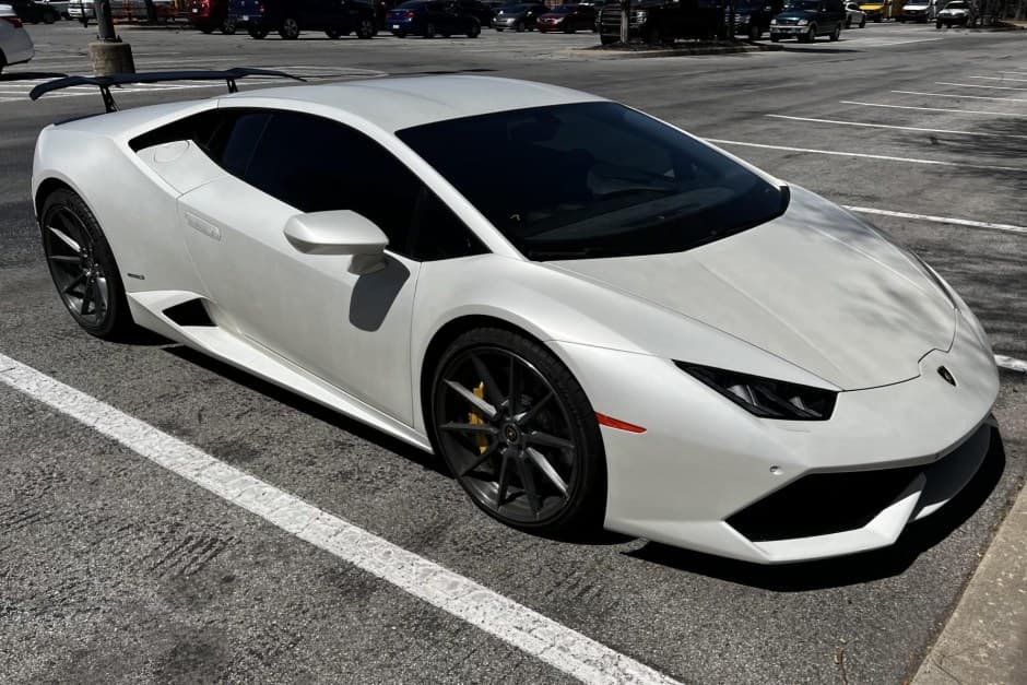 2015 Lamborghini Huracán sold for $174,000