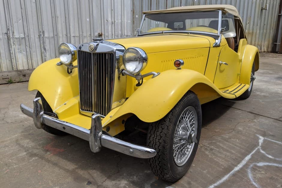 1951 MG TD sold for $6,600