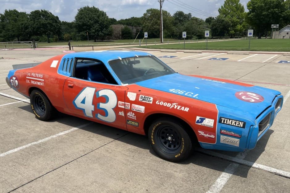 1973 Dodge Charger sold for $13,500