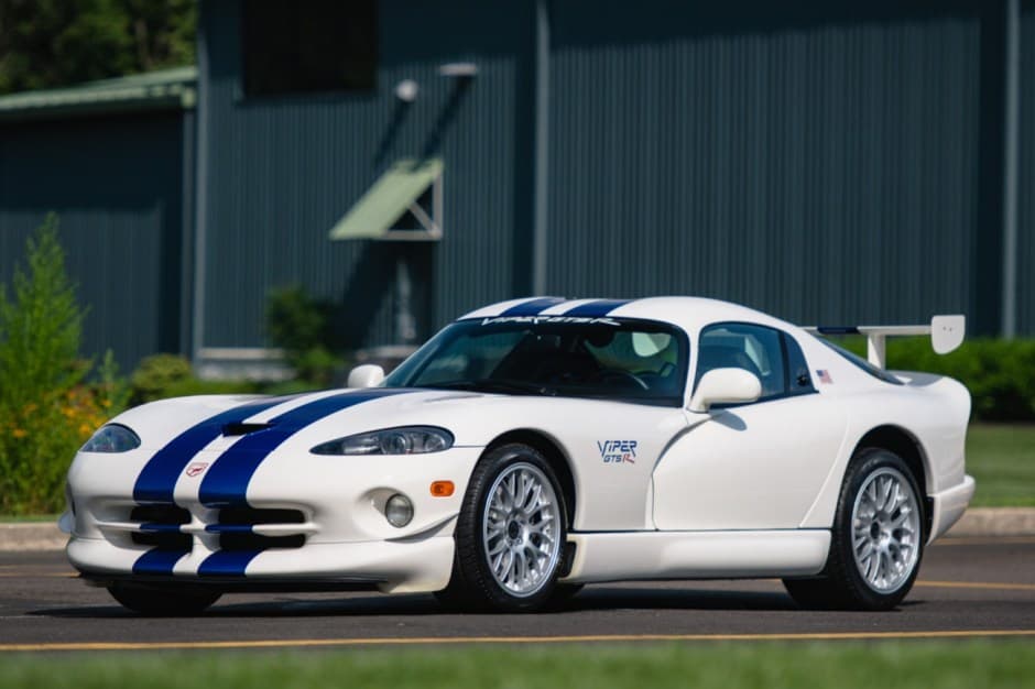 1998 Dodge Viper SR II (1996-2002) sold for $150,150