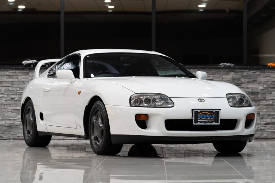 1995 Toyota Supra A80 (1993-2002) sold for $37,500