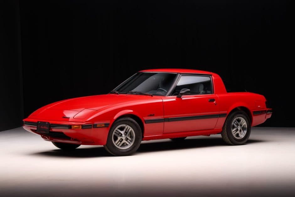 1985 Mazda RX-7 FB sold for $42,250