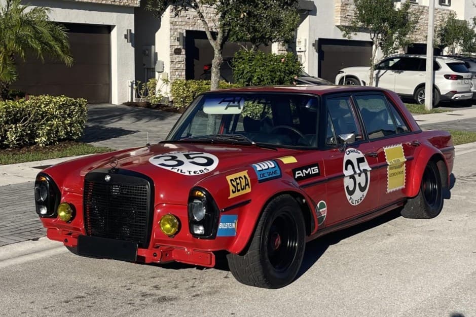 1970 Mercedes-Benz W108 & W109 sold for $36,888
