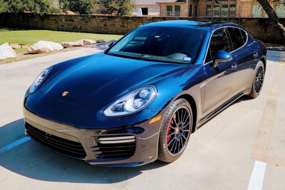 2016 Porsche Panamera sold for $50,751