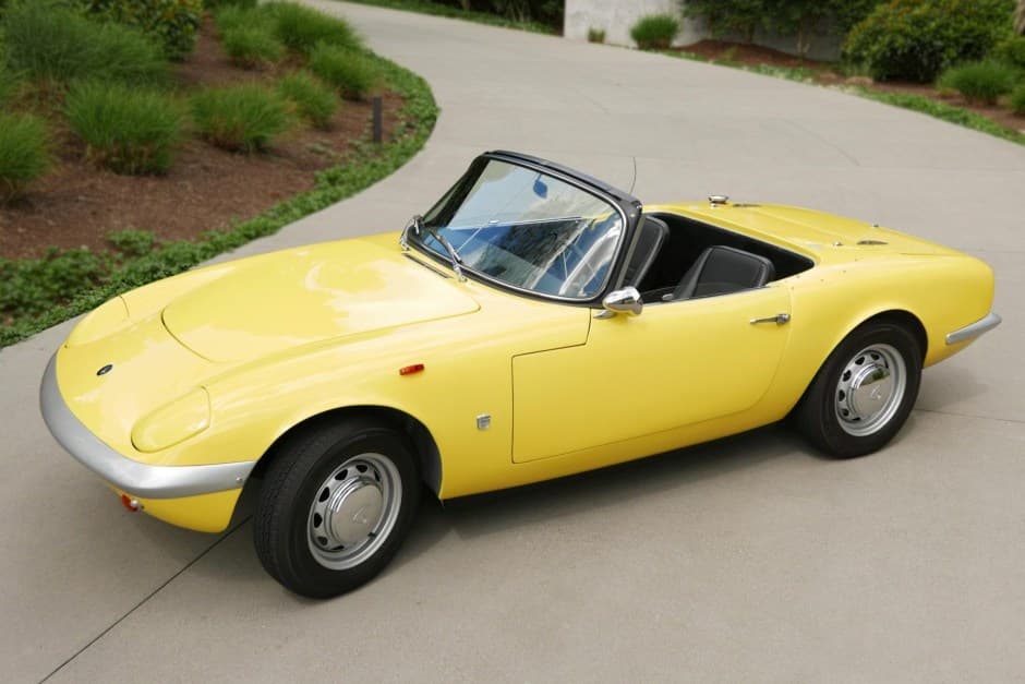 1965 Lotus Elan (1962-1975) sold for $66,000