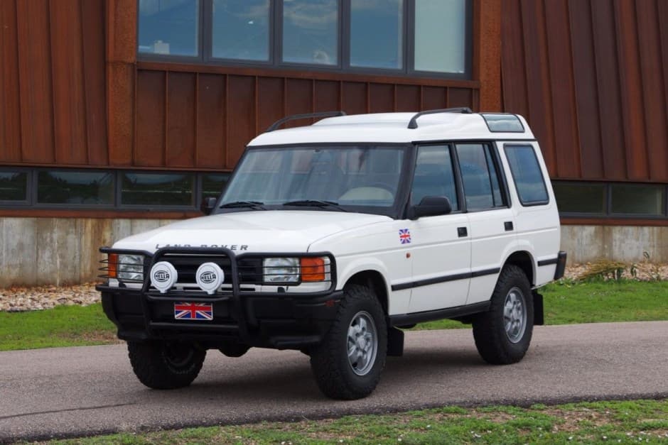 1994 Land Rover Discovery sold for $22,000