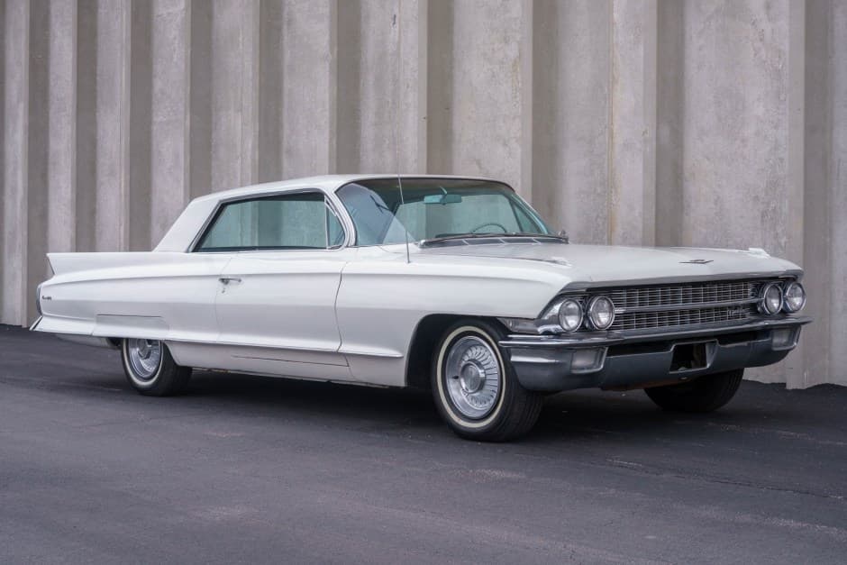 1962 Cadillac DeVille sold for $12,253