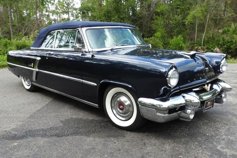 1953 Lincoln Capri sold for $34,000