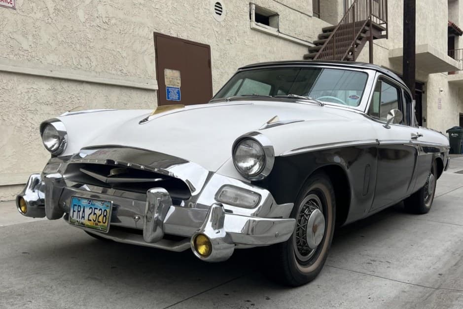 1955 Studebaker President sold for $8,600