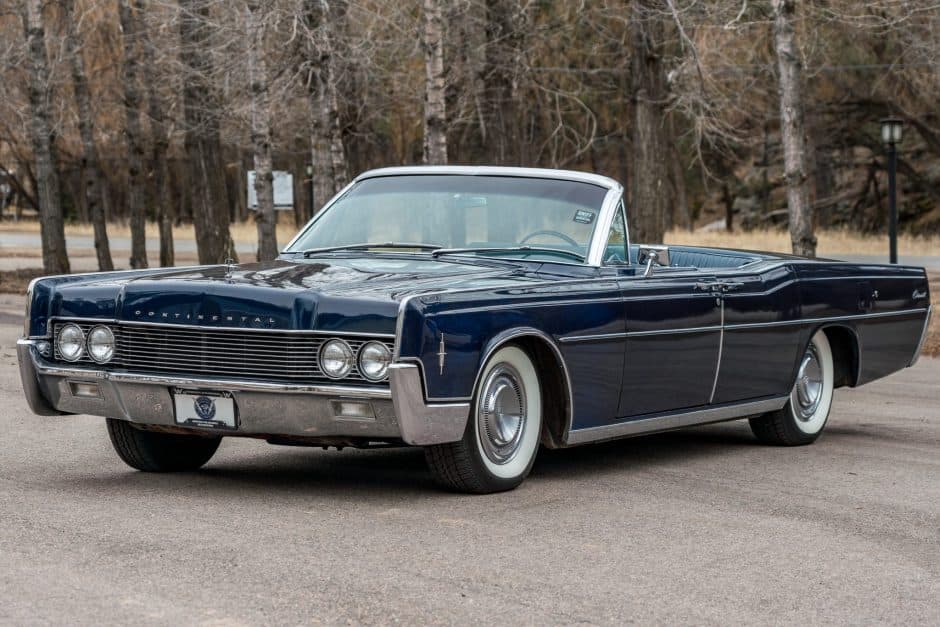 1966 Lincoln Continental (1961-1969) sold for $52,500