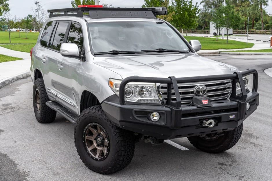 2013 Toyota Land Cruiser 200-Series sold for $42,250
