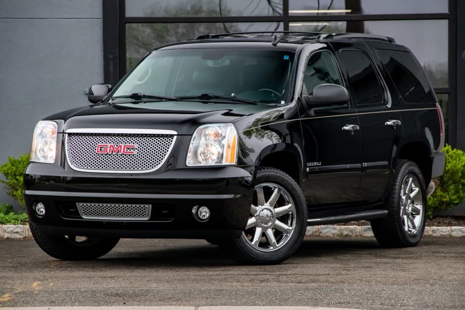 2012 GMC  sold for $25,100