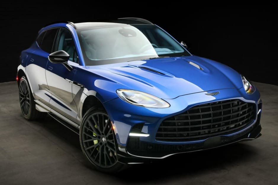 2023 Aston Martin DBX sold for $195,000