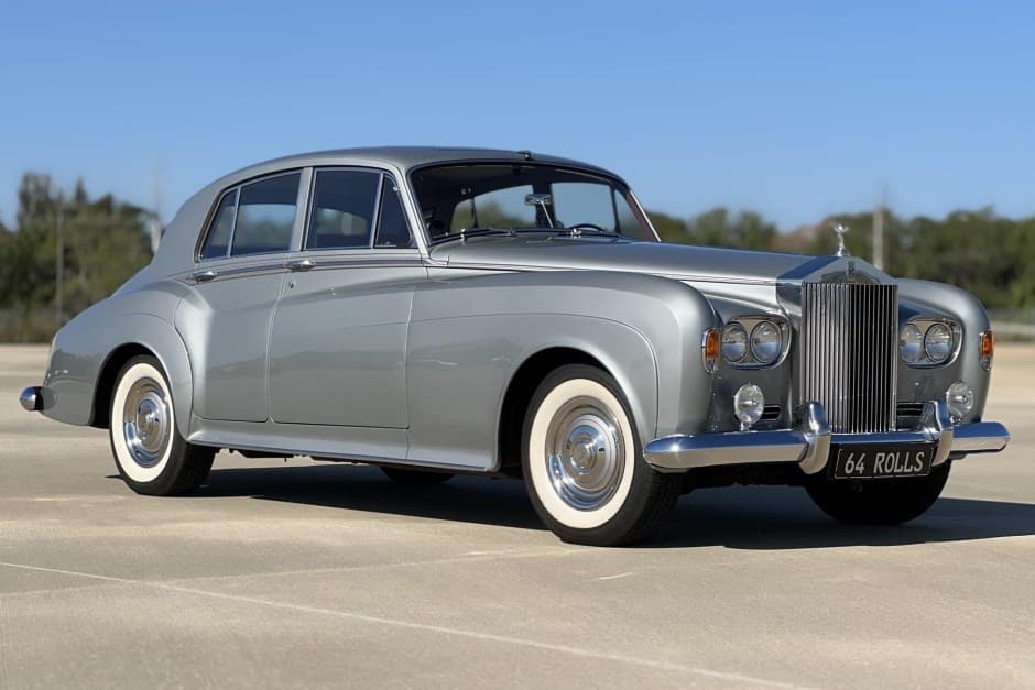 1964 Rolls-Royce Silver Cloud & Phantom V sold for $37,000