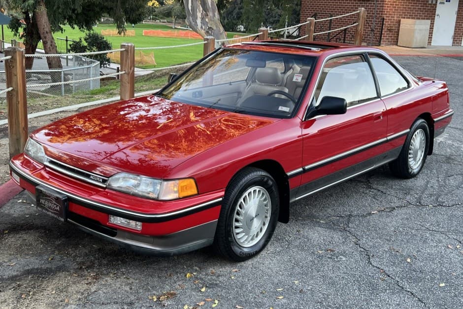 1989 Acura Legend sold for $27,500