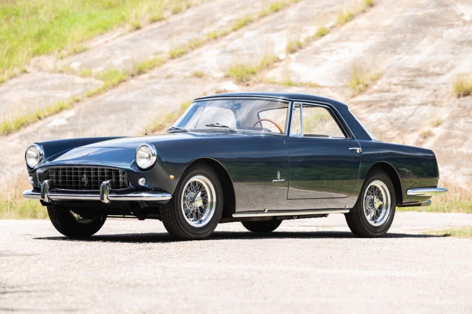 1960 Ferrari 250 GT sold for $491,000