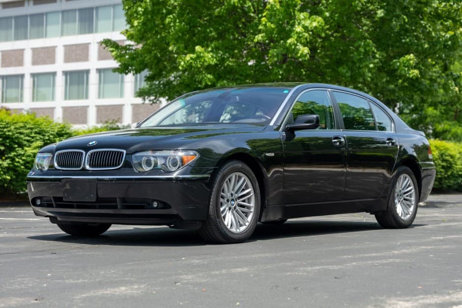 2005 BMW E65/E66 7-Series sold for $14,100