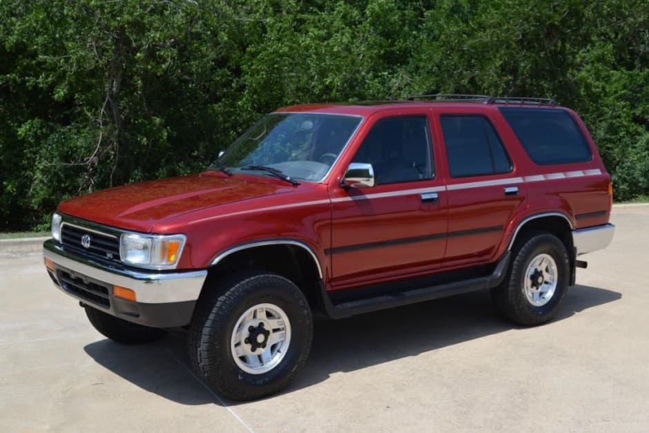 1992 Toyota 4Runner (N120) sold for $15,500