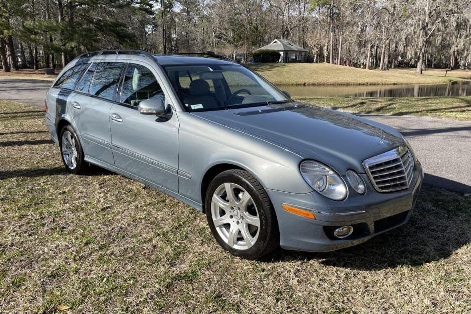 2007 Mercedes-Benz W211 E-Class sold for $14,250