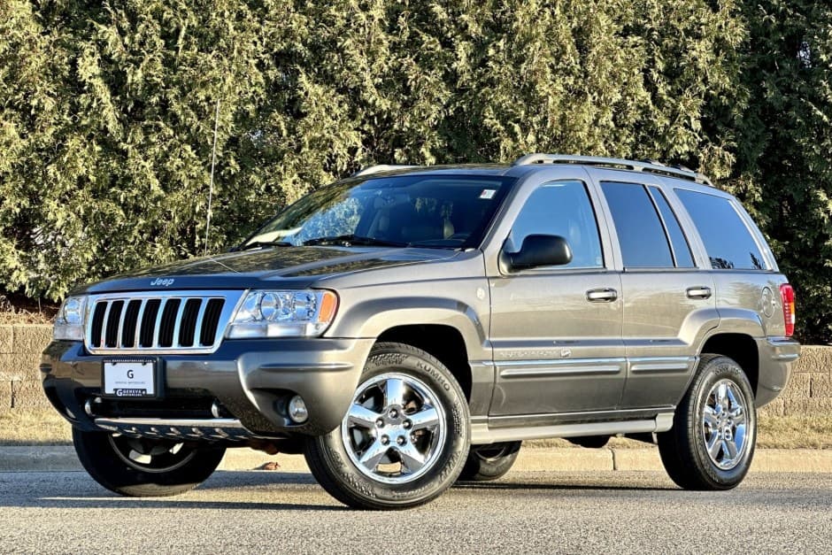 2004 Jeep WJ Grand Cherokee sold for $16,650