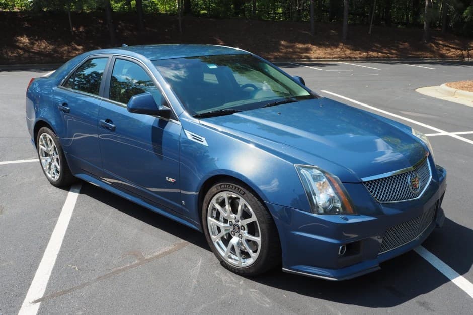 2009 Cadillac CTS & CTS-V sold for $32,500