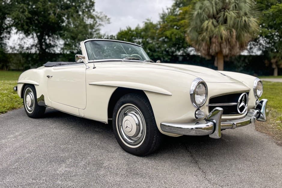 1961 Mercedes-Benz 190SL sold for $78,277