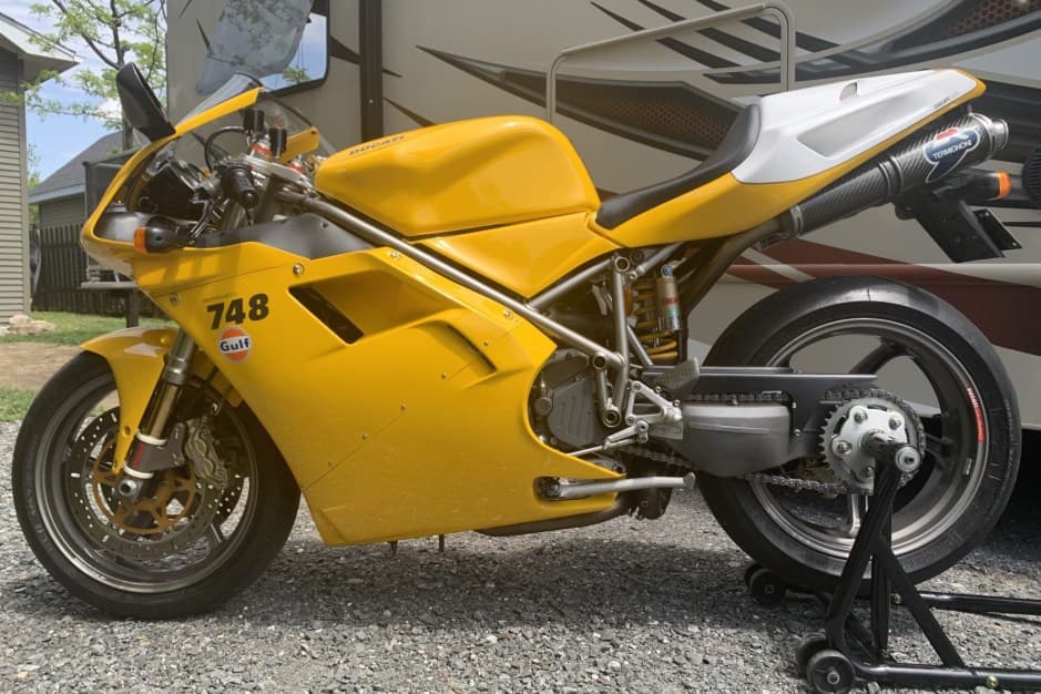 2000 Ducati 748 sold for $10,500