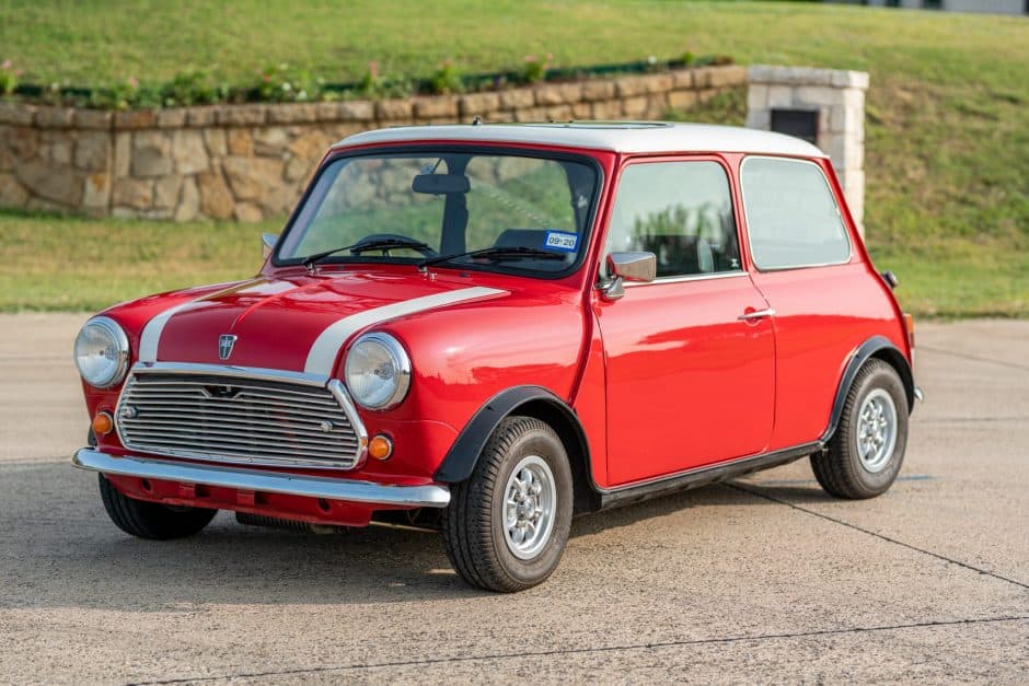 1972 Mini Mk III-Mk V sold for $13,275