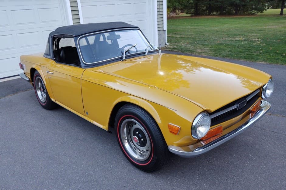 1971 Triumph TR6 sold for $13,750