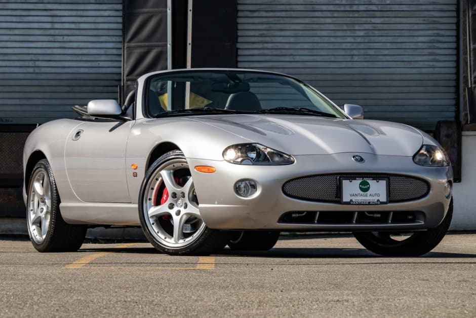 2006 Jaguar XKR sold for $34,500