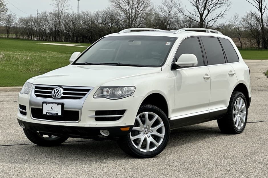 2008 Volkswagen Touareg sold for $21,750