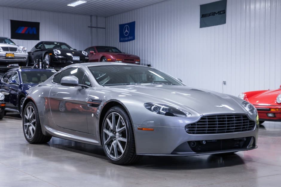 2012 Aston Martin V8 Vantage (2006+) sold for $53,000