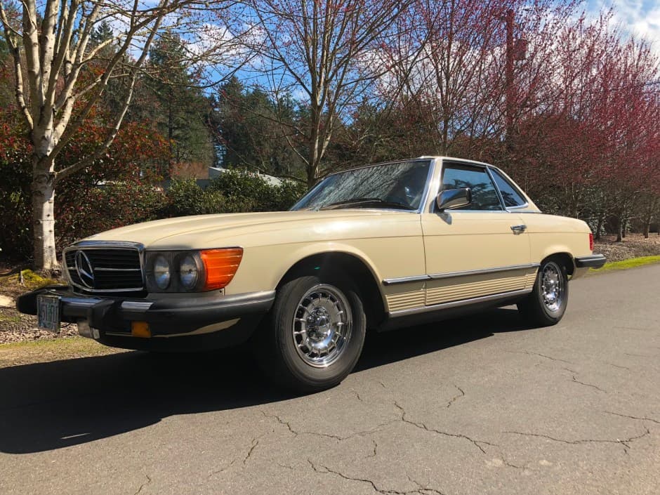 1984 Mercedes-Benz R107 SL sold for $6,000