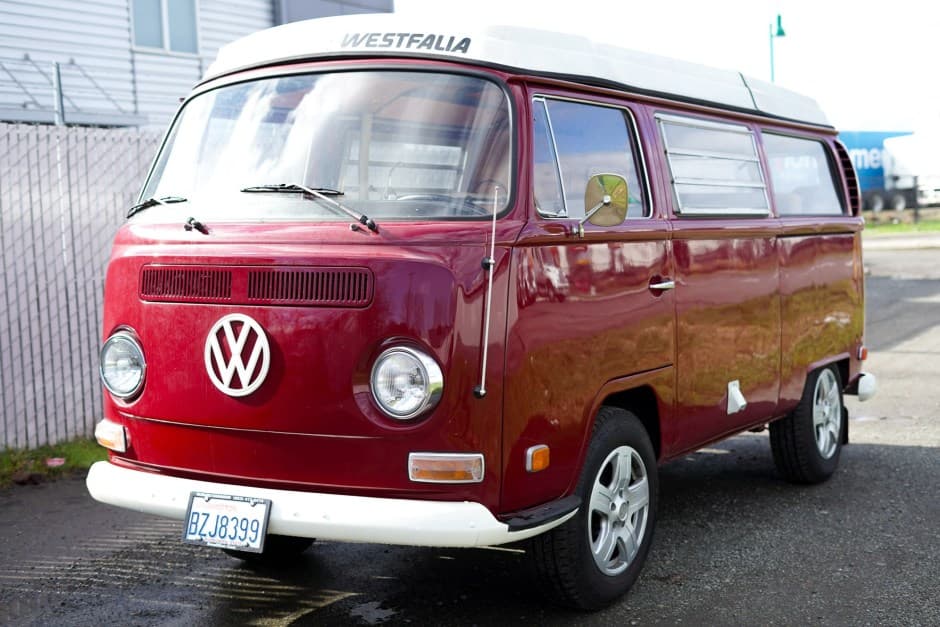 1970 Volkswagen Bay-Window Camper sold for $20,584