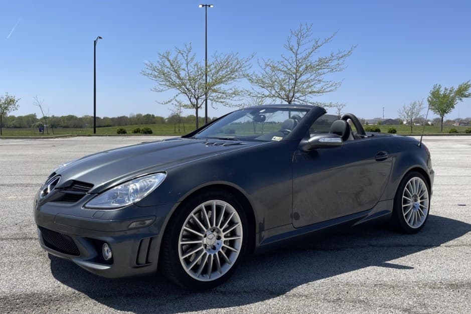 2007 Mercedes-Benz SLK-Class sold for $23,750