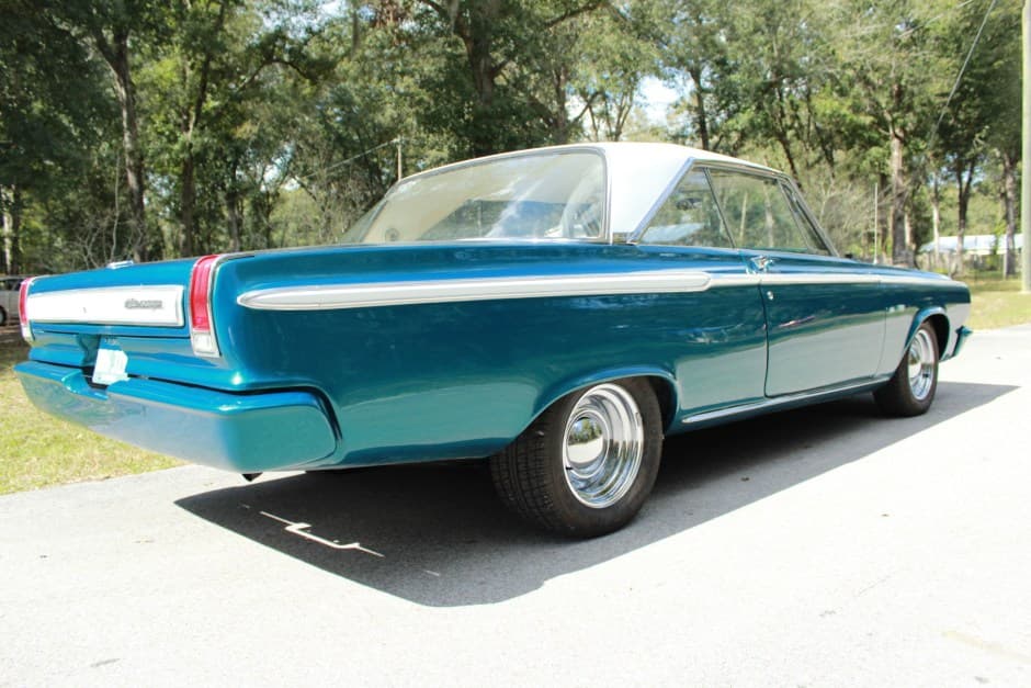 1965 Dodge Coronet sold for $9,900