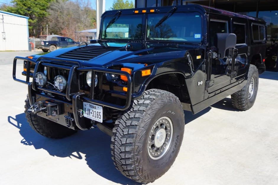 2003 Hummer H1 sold for $112,500