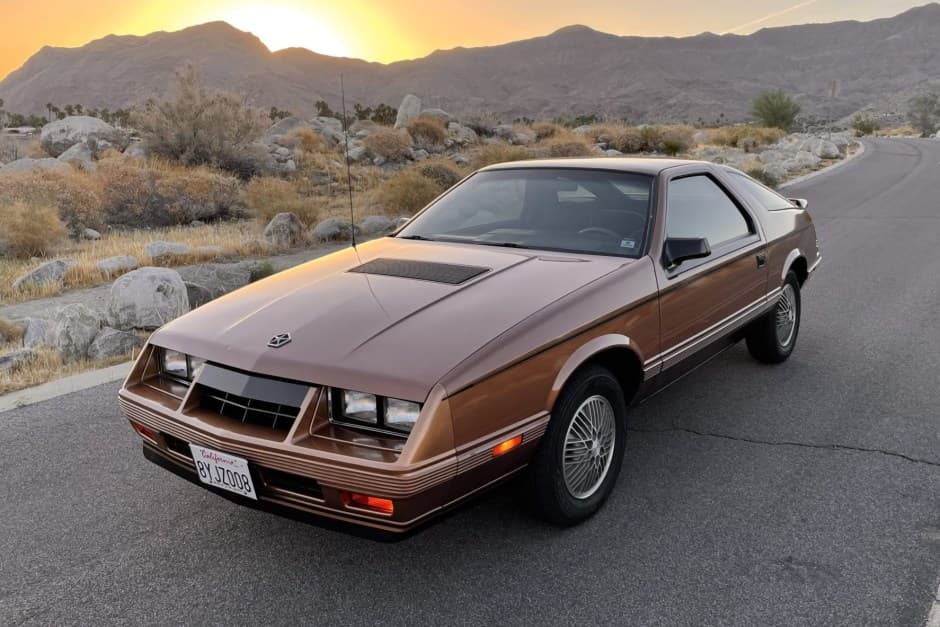 1984 Dodge Daytona & Chrysler Laser sold for $10,450