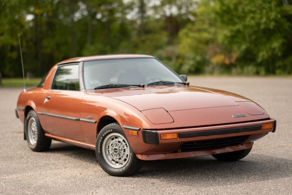 1979 Mazda RX-7 FB sold for $5,600