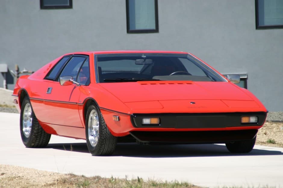 1977 Lotus Esprit sold for $42,000
