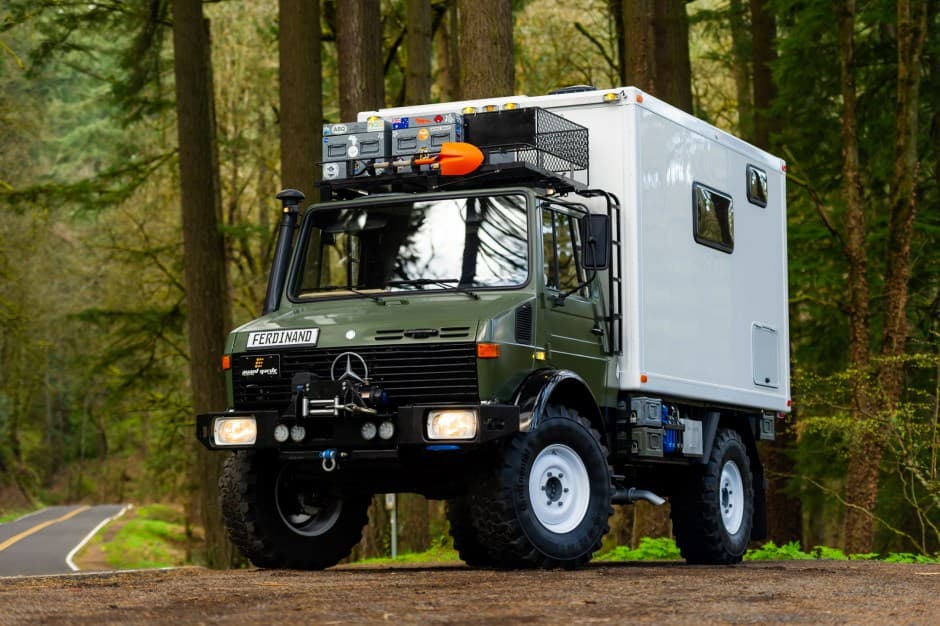 1987 Mercedes-Benz Unimog sold for $175,111