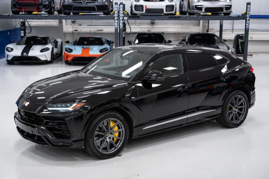 2019 Lamborghini Urus sold for $187,000