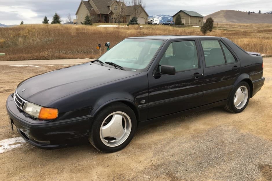1997 Saab 9000 sold for $7,300