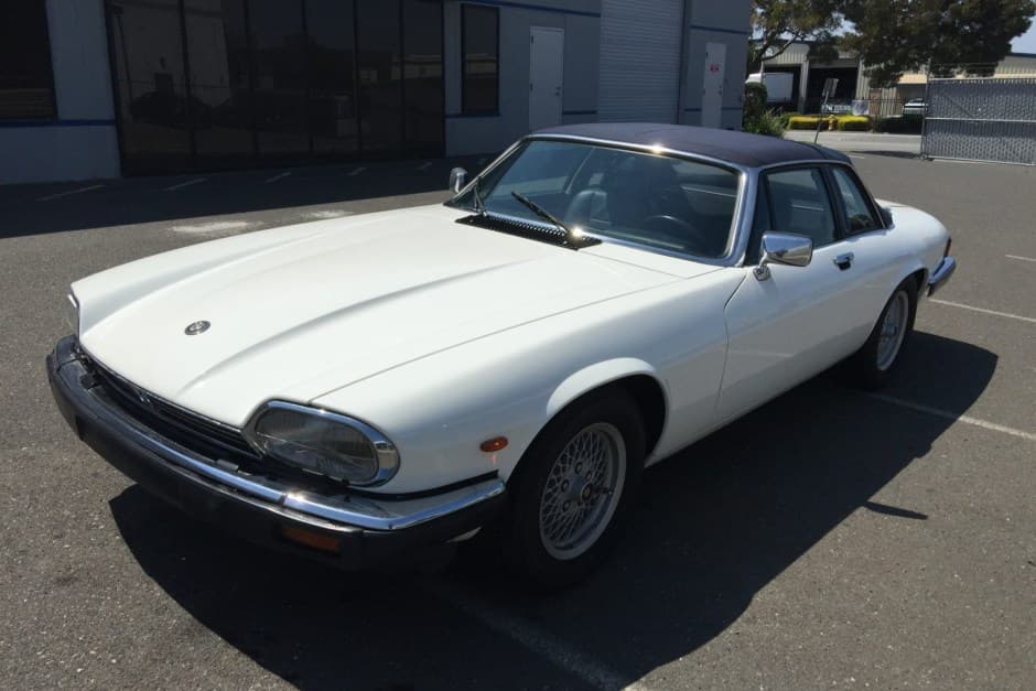 1985 Jaguar XJS sold for $17,750