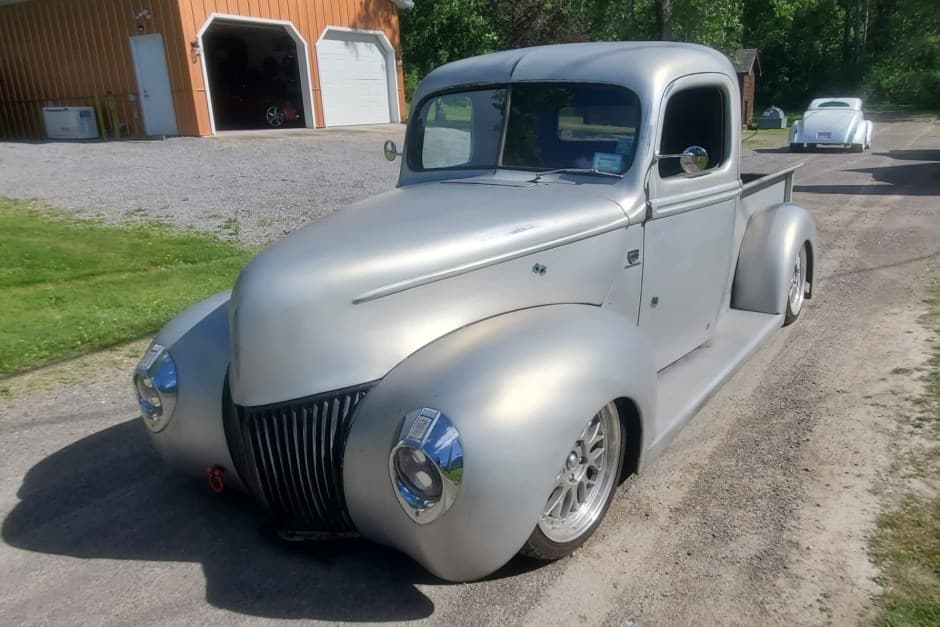 1940 Ford Pickup 1940-1947 sold for $25,000