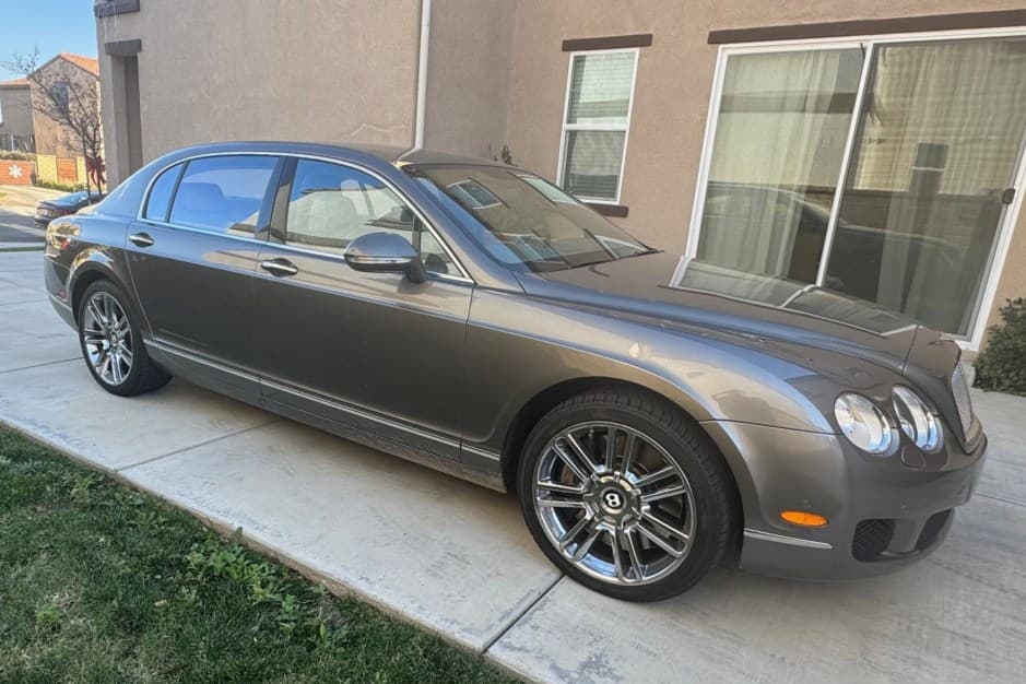 2010 Bentley Continental Flying Spur sold for $34,083