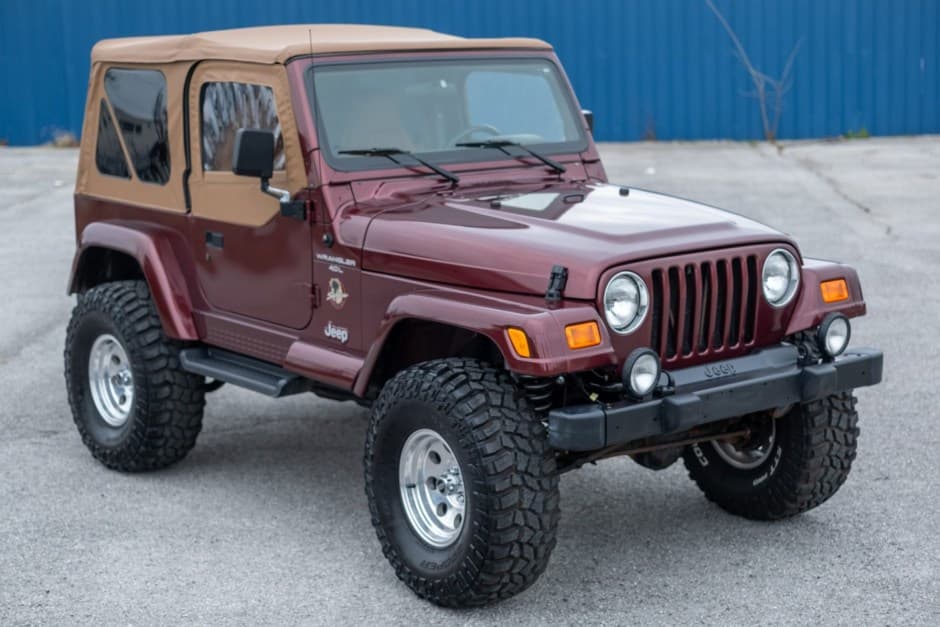 2001 Jeep Wrangler TJ (1997-2006) sold for $20,250