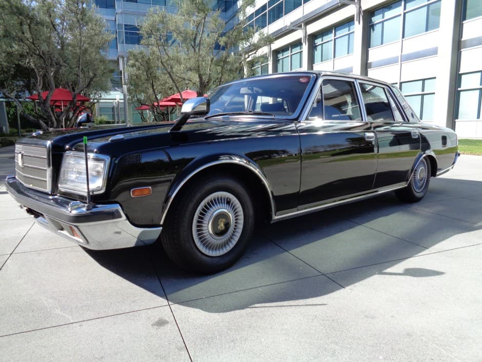 1990 Toyota Century sold for $6,500