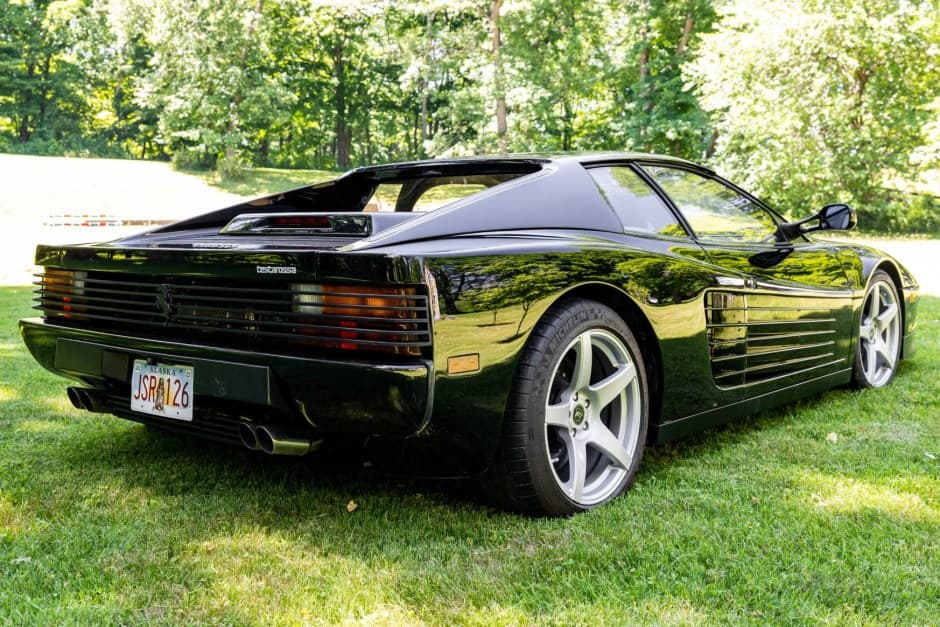 1989 Ferrari Testarossa sold for $98,325